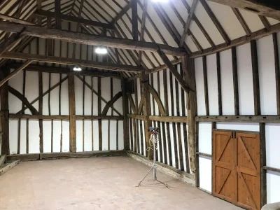 VARIETY OF BARNS AVAILABLE NOW, NR COWFOLD RH13