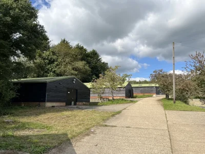VARIETY OF BARNS AVAILABLE NOW, NR COWFOLD RH13