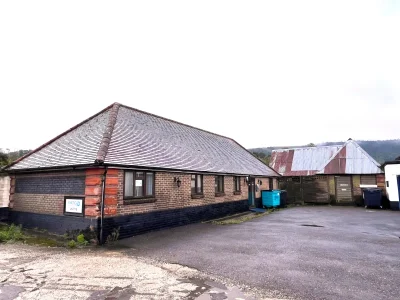 GERSTONS BUSINESS PARK Storage Warehouse Workshop Offices